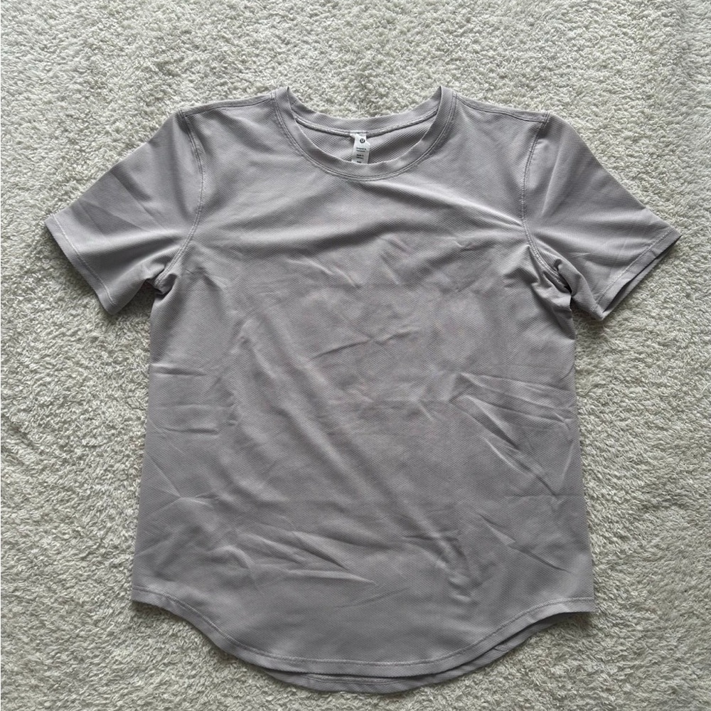 lululemon athletica Gray Short Sleeve Tee